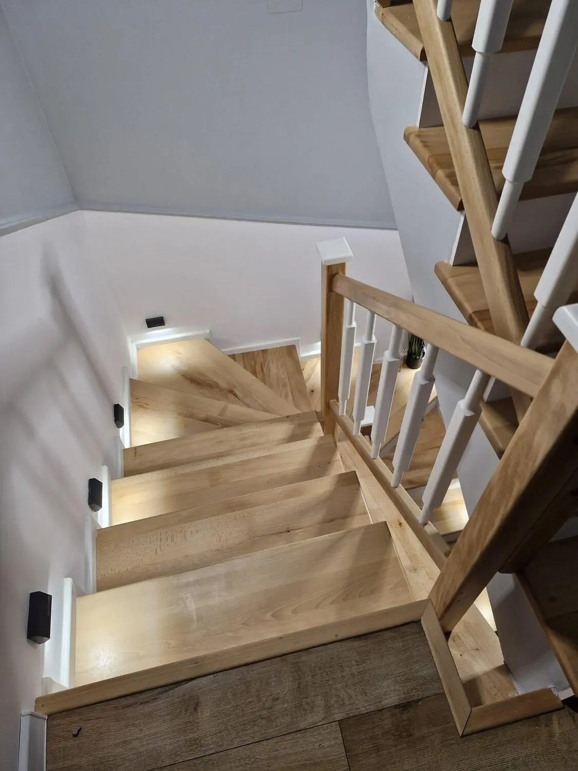 Exemple proiecte Scari lemn masiv Cluj